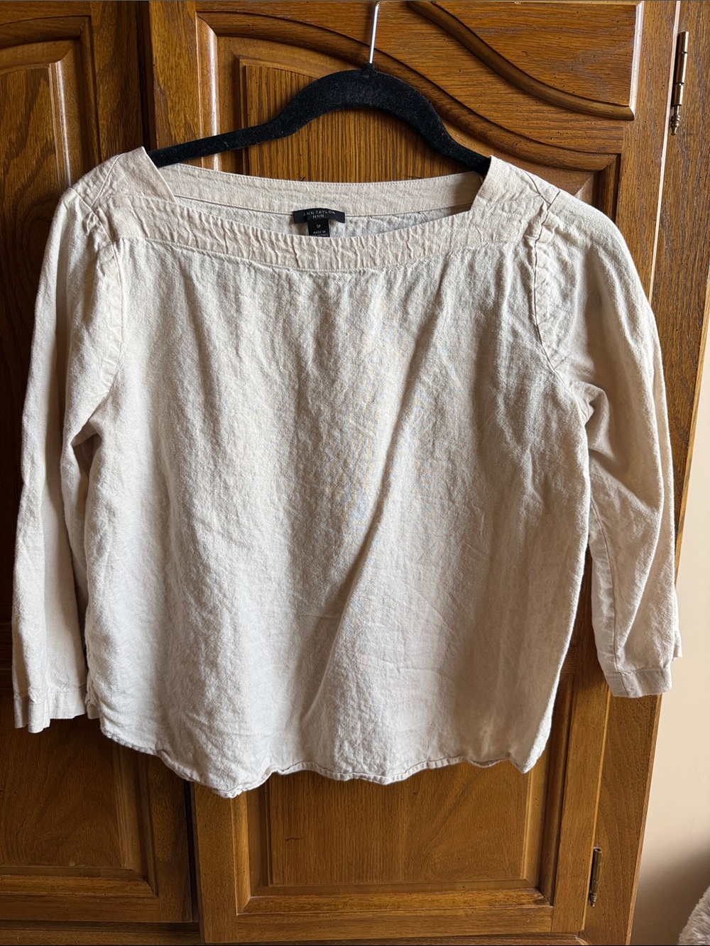 Ann Taylor Soft Cream Boatneck Textured Long Sleeve Top